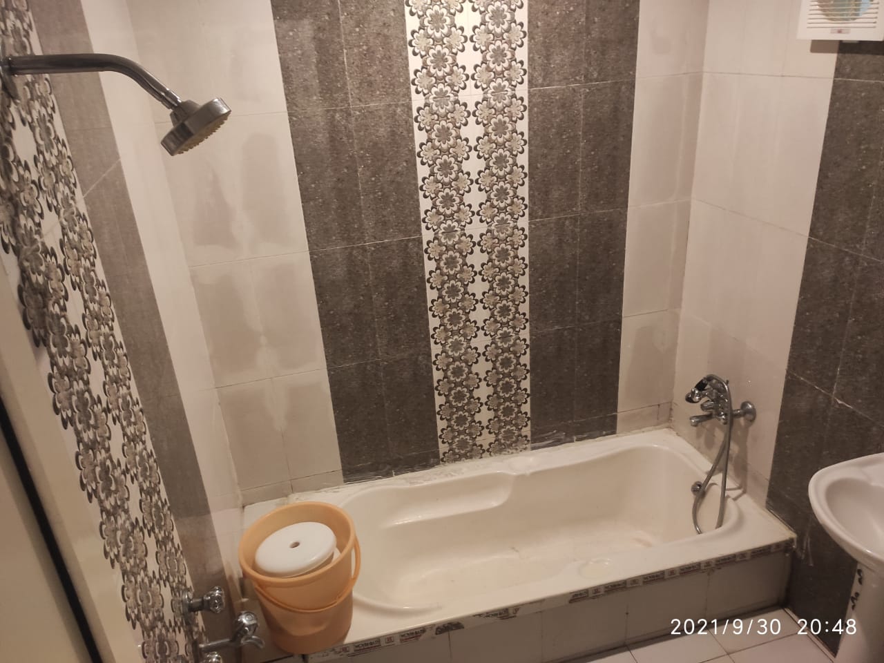Hotel Shanti Guest House - Tap to explore photos