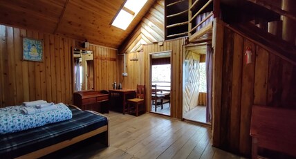 NEORA VALLEY JUNGLE CAMP. Room Type - BESRA - Duplex cottage with a king bed