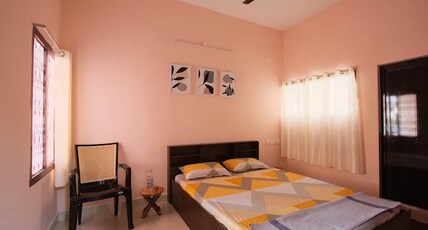 Ammayi Hotel Resorts - Siva Sakthi Hotel Group Room Type - Standard Room with Mountain View