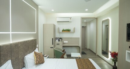 Hotel Easy Retreat Room Type - DELUXE AC