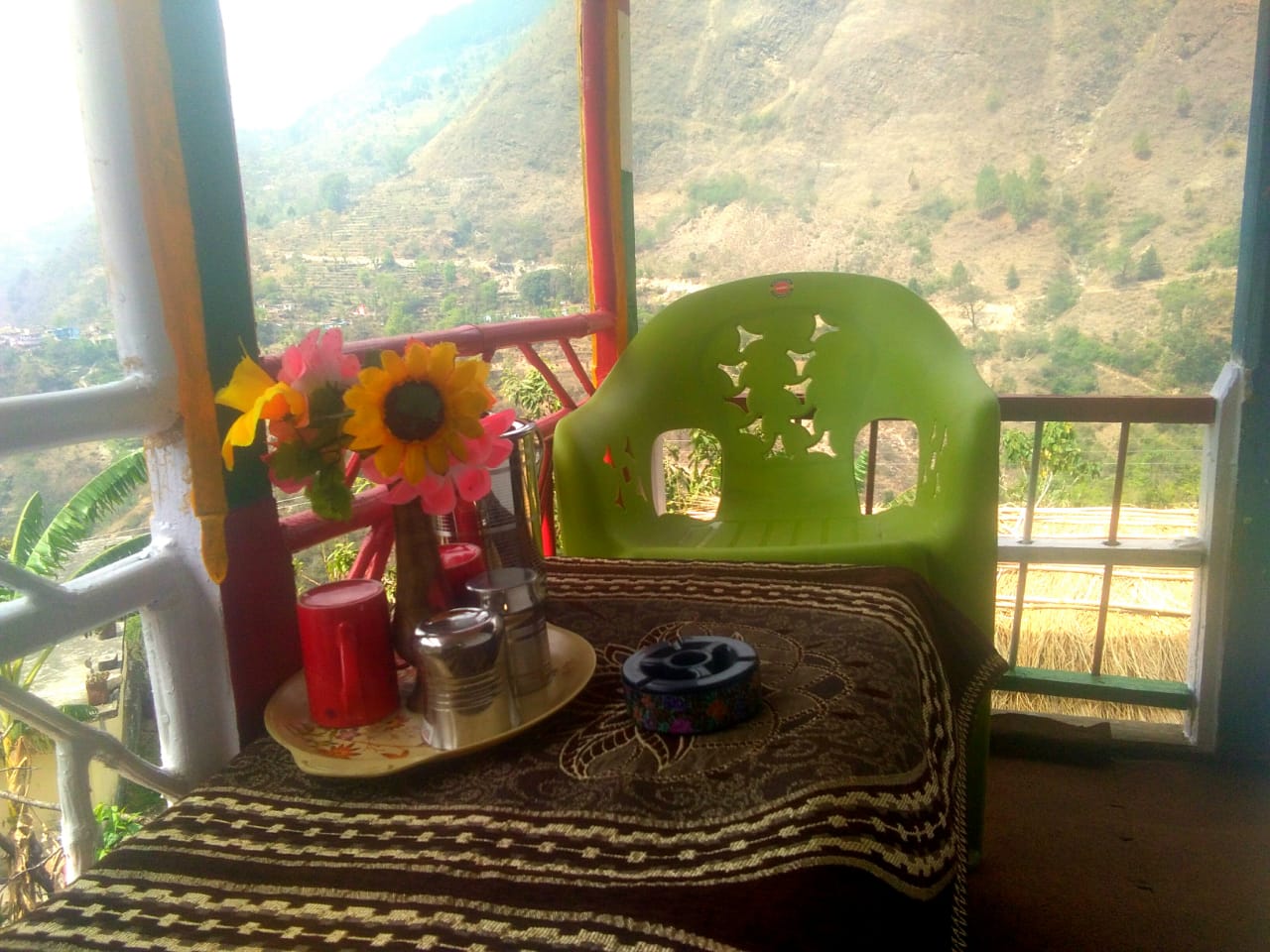 StayApart | Room at Kholi Dandyaali - Tap to explore photos
