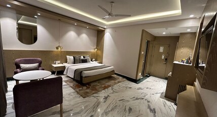 Capitol Residency Room Type - Deluxe Room