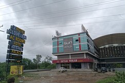 Hotel The Clove Leaf By Krishna Palace