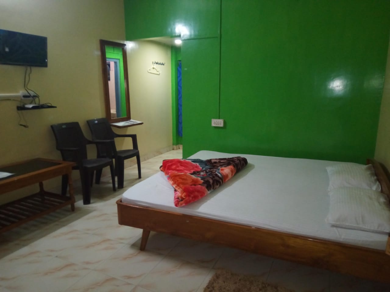 Aranya Darshan Homestay - Tap to explore photos