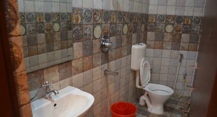 Vrindavan Inn Room Type - Luxury Room