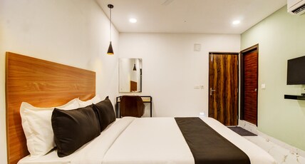 Rcc Hotels Banjara Hills Room Type - Standard Queen