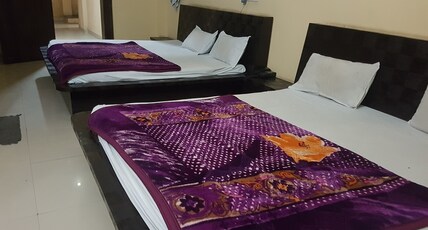 Hotel Shri Nath Room Type - Standard Room Hotel Shri Nath Room Type - Standard Room