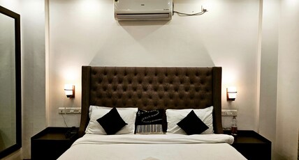 Weekend vibes kasauli Room Type - Premium Room with balcony