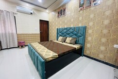 Radha Hridaynath Dham