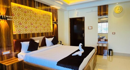 Riverdale Homestay, Diamond Harbour (WB Govt Reg Gold Category) Room Type - Deluxe City View