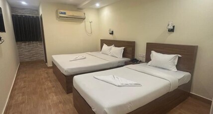 Hotel Tu Casa Room Type - Triple Sharing Room
