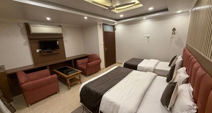 Hotel Valentines Room Type - Semi Suite Room 3 Bed