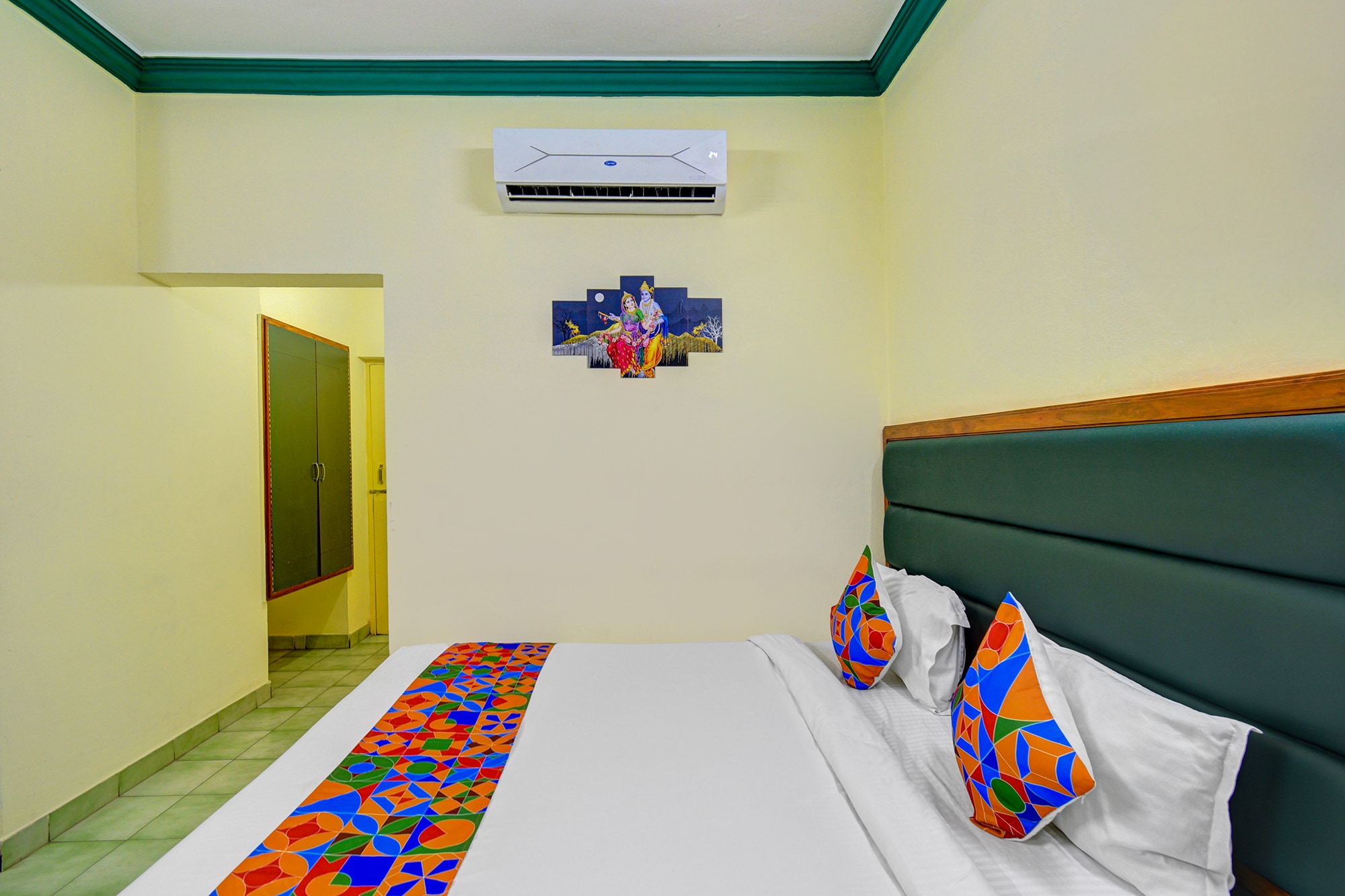FabHotel Ranjit Residency - Secunderabad Station Exit, Secunderabad Railway Station - Tap to explore photos