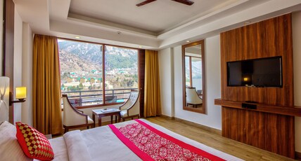 Apple Bud Chalet (All Rooms with Hot and Cold AC) Room Type - Premium Room (With Private Balcony and Mountain View)