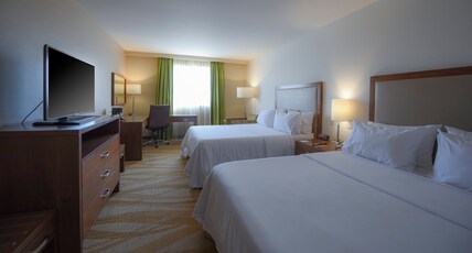 Holiday Inn Express & Suites CELAYA Room Type - 2 Queen Standard Top Floor