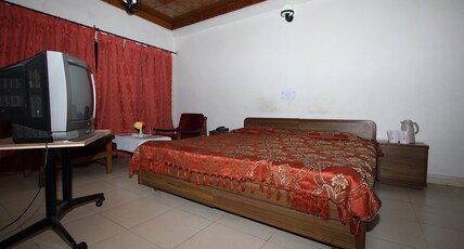 Hotel lravati, Chamba (HPTDC) Room Type - Double Bed Room Deluxe AC with balcony