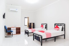 OYO 1219 Wisma Anton Soedjarwo