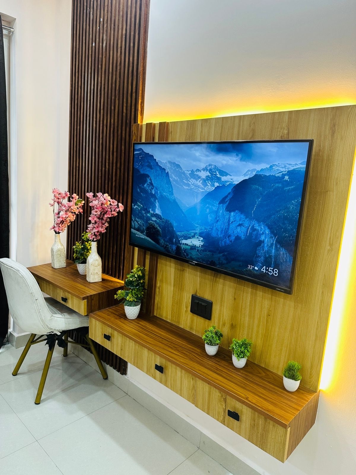 Skyline luxury studio - Tap to explore photos