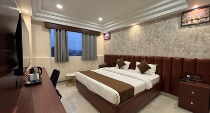HOTEL THE SPARK Room Type - Executive Room with openable window