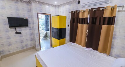AKANSHAA CORPROATE GUEST HOUSE Room Type - AC DELUX