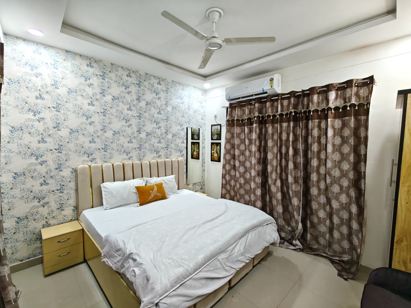 Brij Vasant Floors - Tap to explore photos