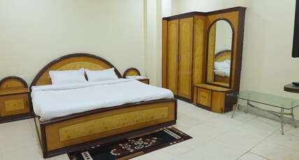 Hotel Vibha Raj Grand Room Type - Deluxe Room