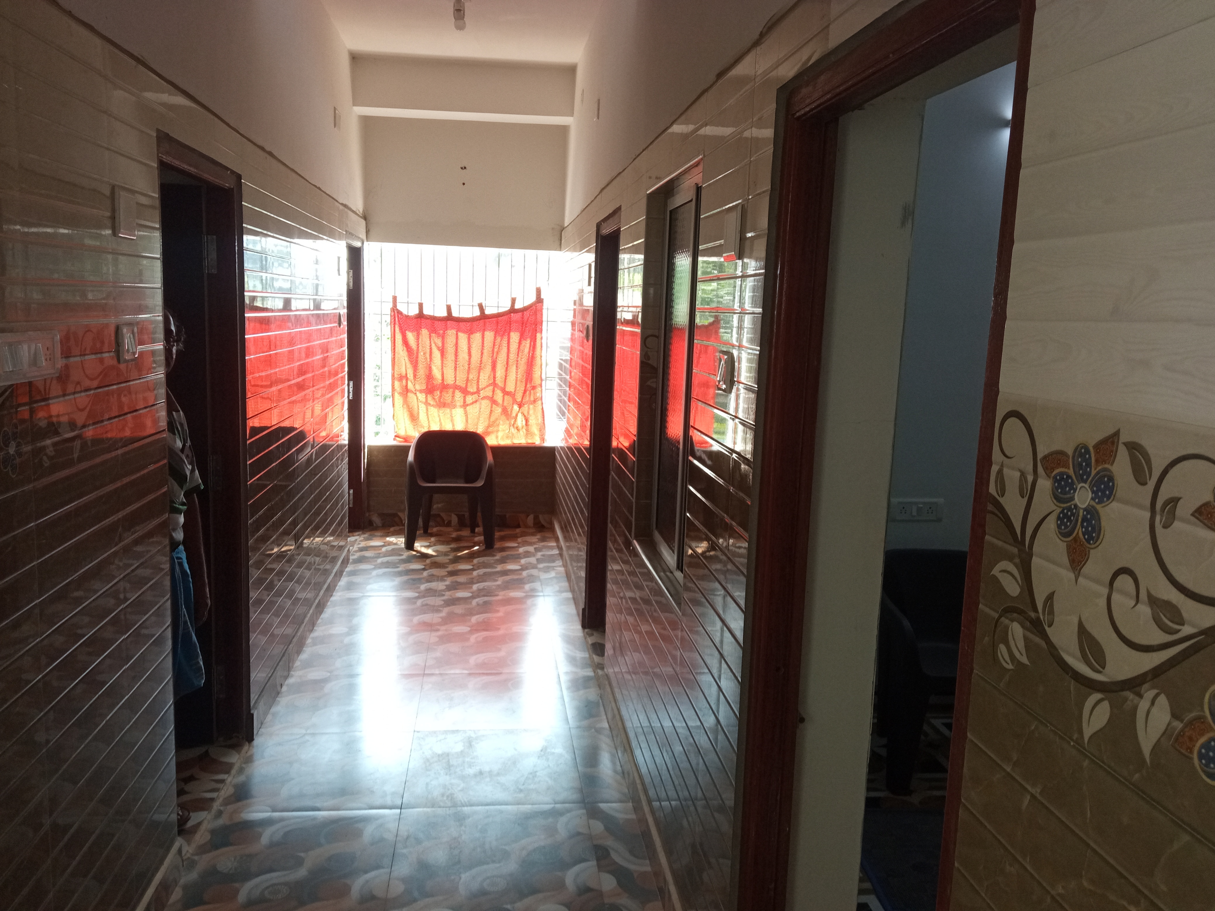 Sri Sai Guest House - Tap to explore photos