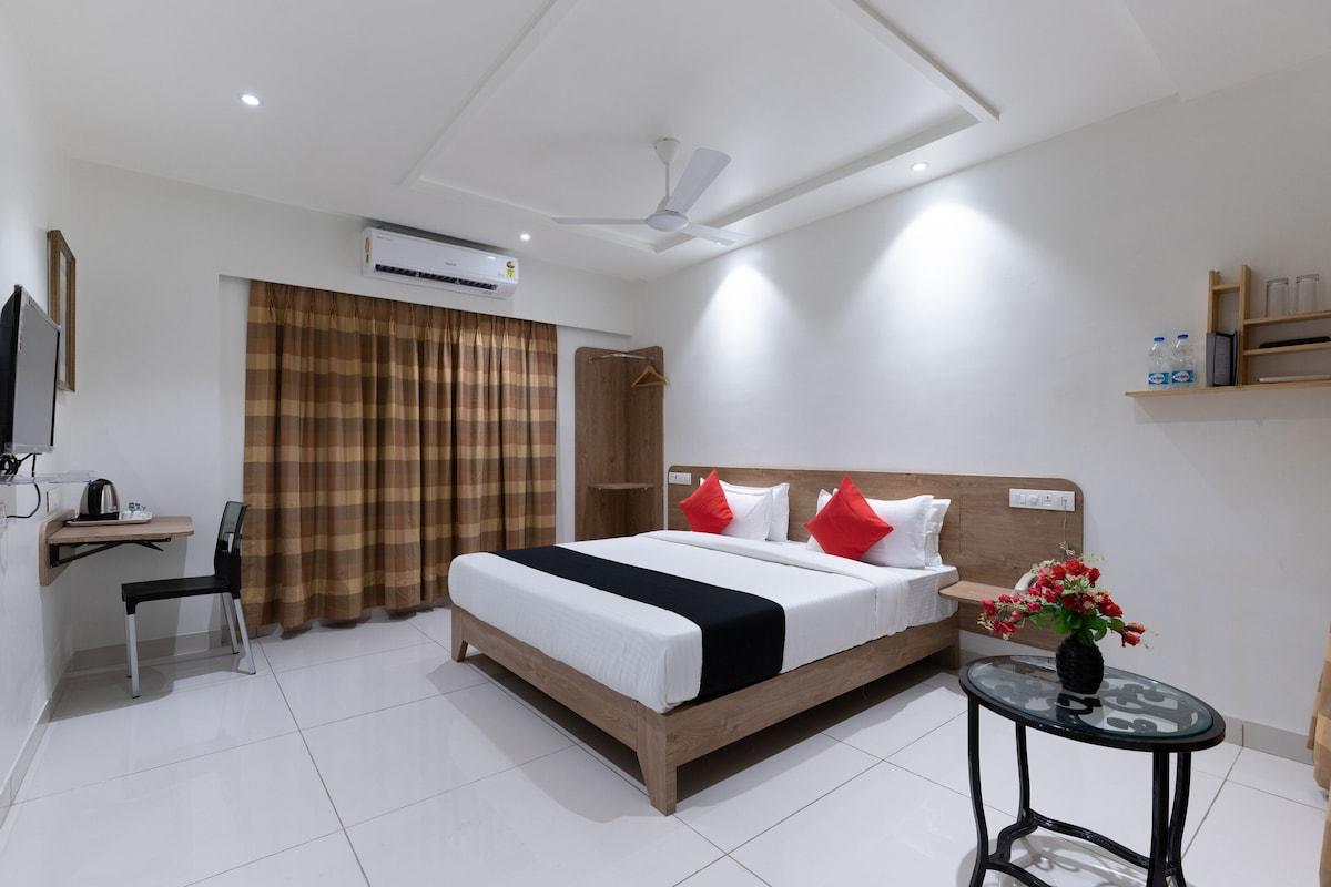Aashro Akshar Inn - Tap to explore photos