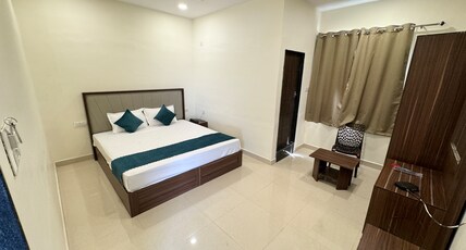 Hotel Maharaja Inn Room Type - Silver Non AC