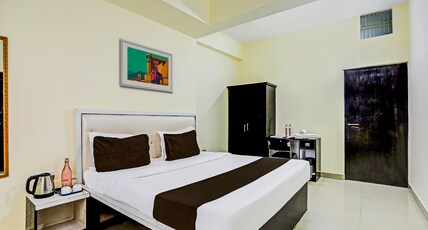 Hotel O Hyderabad Gate IIT BHU Room Type - Classic