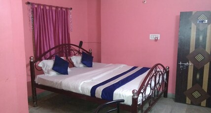 HCN Guesthouse Room Type - Non AC Standard Room