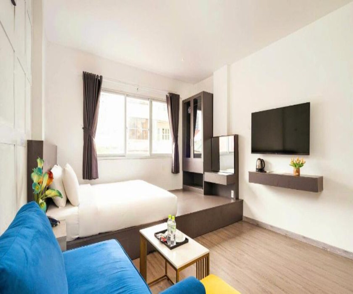 Nicecy Hotel - 218 Le Thanh Ton Street - Tap to explore photos