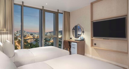 Hilton Garden Inn Tbilisi Riverview Room Type - TWIN ROOM HIGH FLOOR