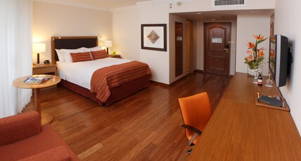 InterContinental Cali Room Type - 1 Queen Classic Balcony