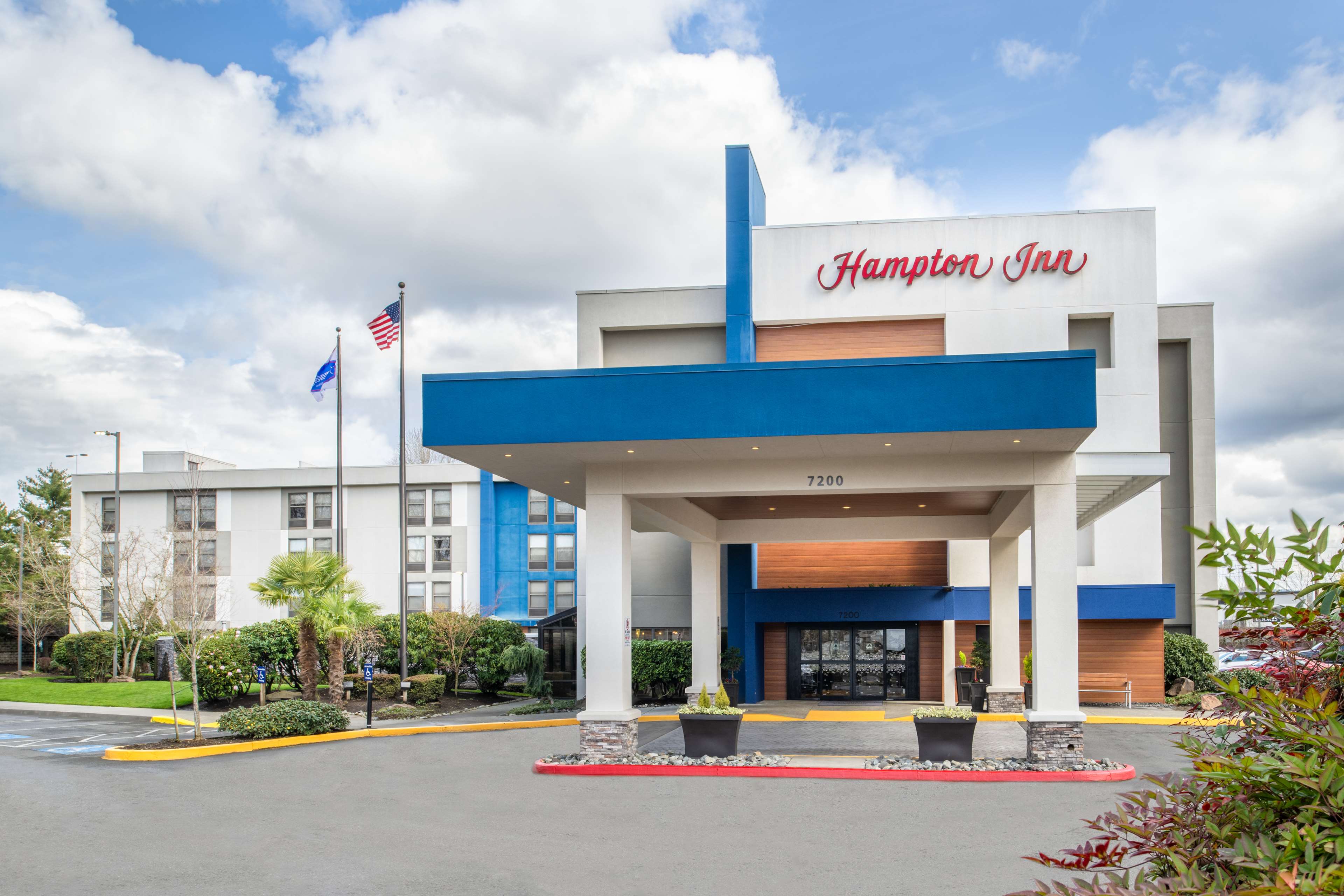 Hampton Inn by Hilton Seattle/Southcenter - Tap to explore photos
