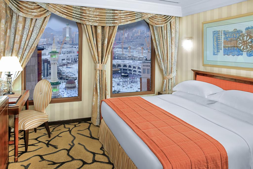 M Hotel Makkah - Tap to explore photos