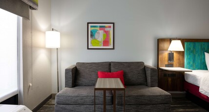 Hampton Inn Alpharetta/Roswell, GA Room Type - 1 KNG HEARING ACC NOSMOK