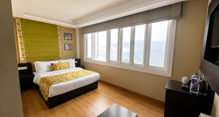 Summit North Star Hotel (with Swimming Pool) Room Type - Deluxe Partial Valley View