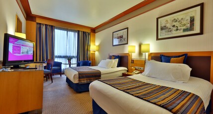 Crowne Plaza Hotel Beirut, an IHG Hotel Room Type - 2 Twin Standard Room with City View