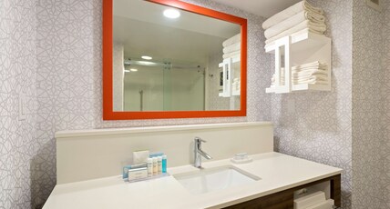 HAMPTON INN PERRY FL Room Type - 2 DOUBLE BEDS NONSMOKING