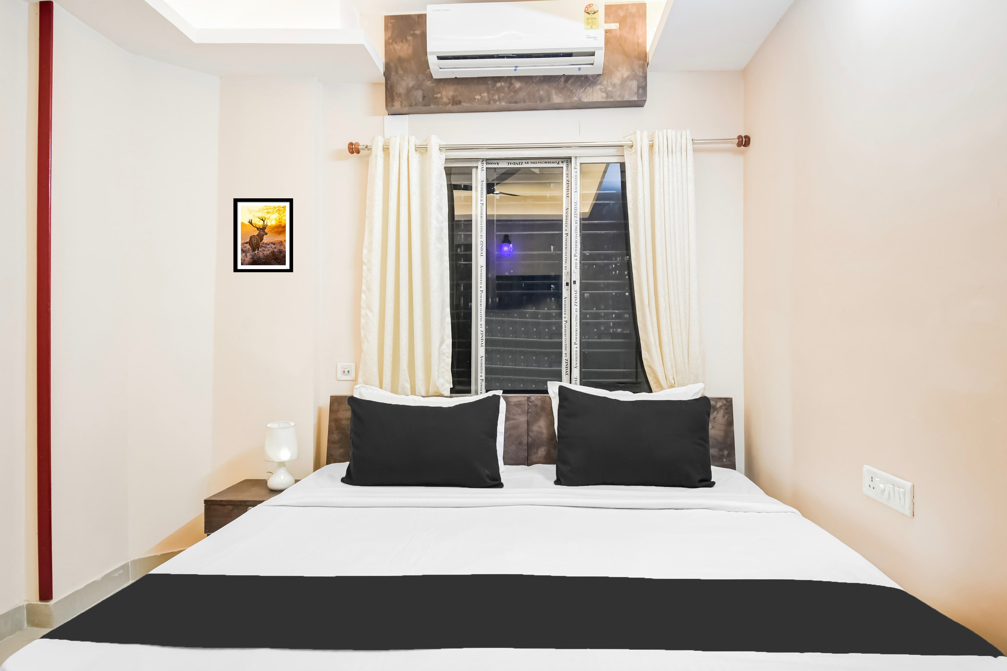 Hotel O MOHAR KUNJHA - Tap to explore photos