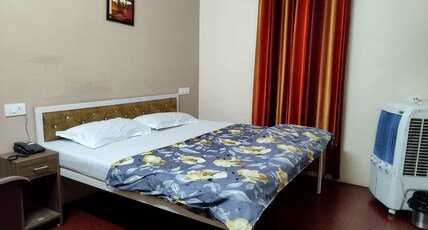 Babaji's Abode Room Type - Standard Room-Non AC (Double Occupancy)
