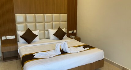 Sukhi A Luxury Stay Inn Room Type - Super Deluxe Room With Balcony