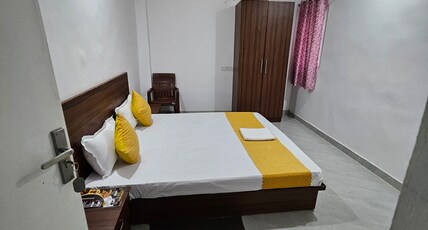 RamDarshan Palace Room Type - Standard Ac Room