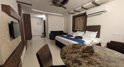 Rainbow Prime Inn, Vizag Room Type - Bahubali (suit room)