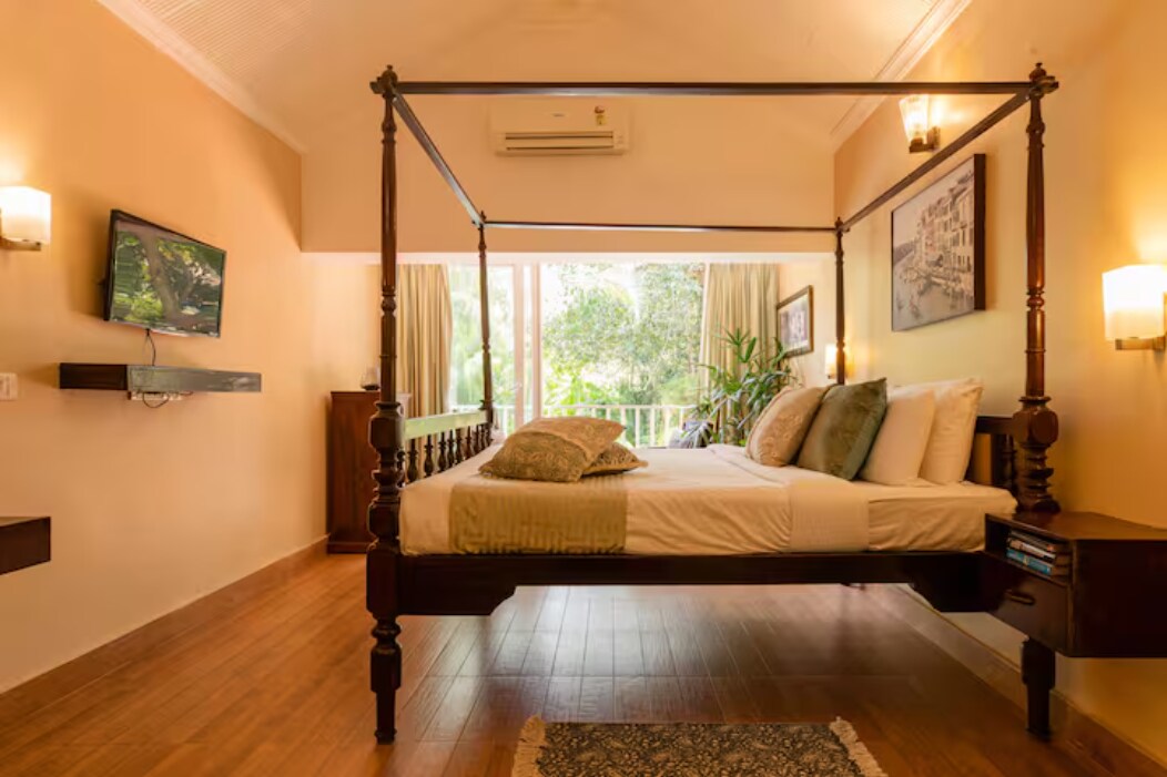 Aguada Anchorage - The Villa Resort - Tap to explore photos