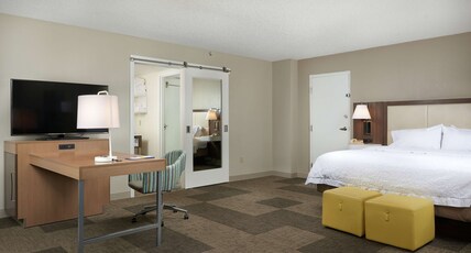 Hampton Inn by Hilton Lake Havasu City Room Type - KING STUDIO SUITE-NSMKG