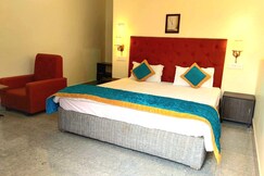 HIDDEN FOREST ECO RES0RT