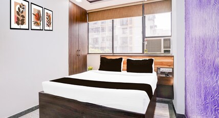 Super Collection O Sector 5 Sanpada Formerly Opal Comforts Room Type - Classic