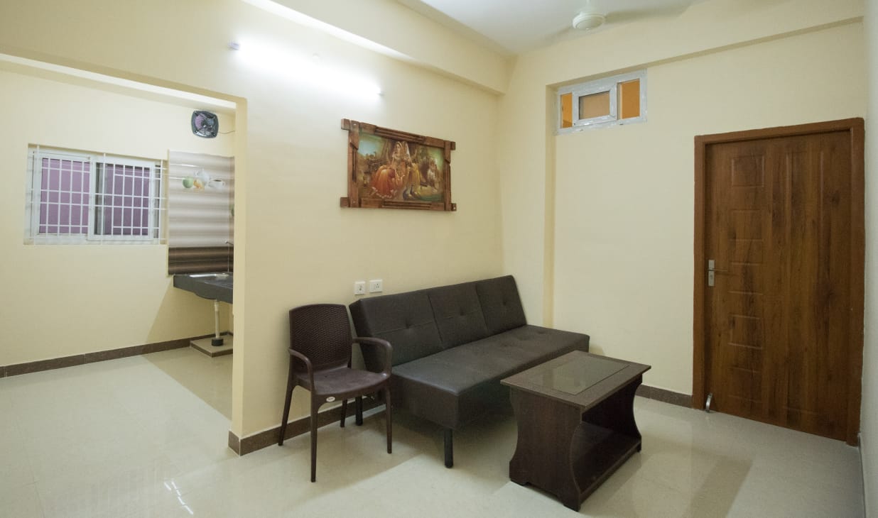 Golden Nest Service Apartment - Tap to explore photos